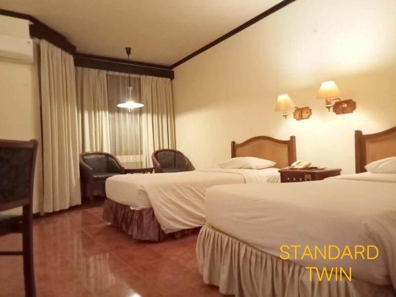 โรงแรมเมนารา บะห์เตรา Klandasan Kecil ภายนอก รูปภาพ